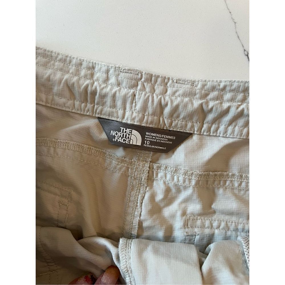 The North Face Women’s Khaki Hiking Pants Adjustable Hem Sz 10 - Picture 3 of 8